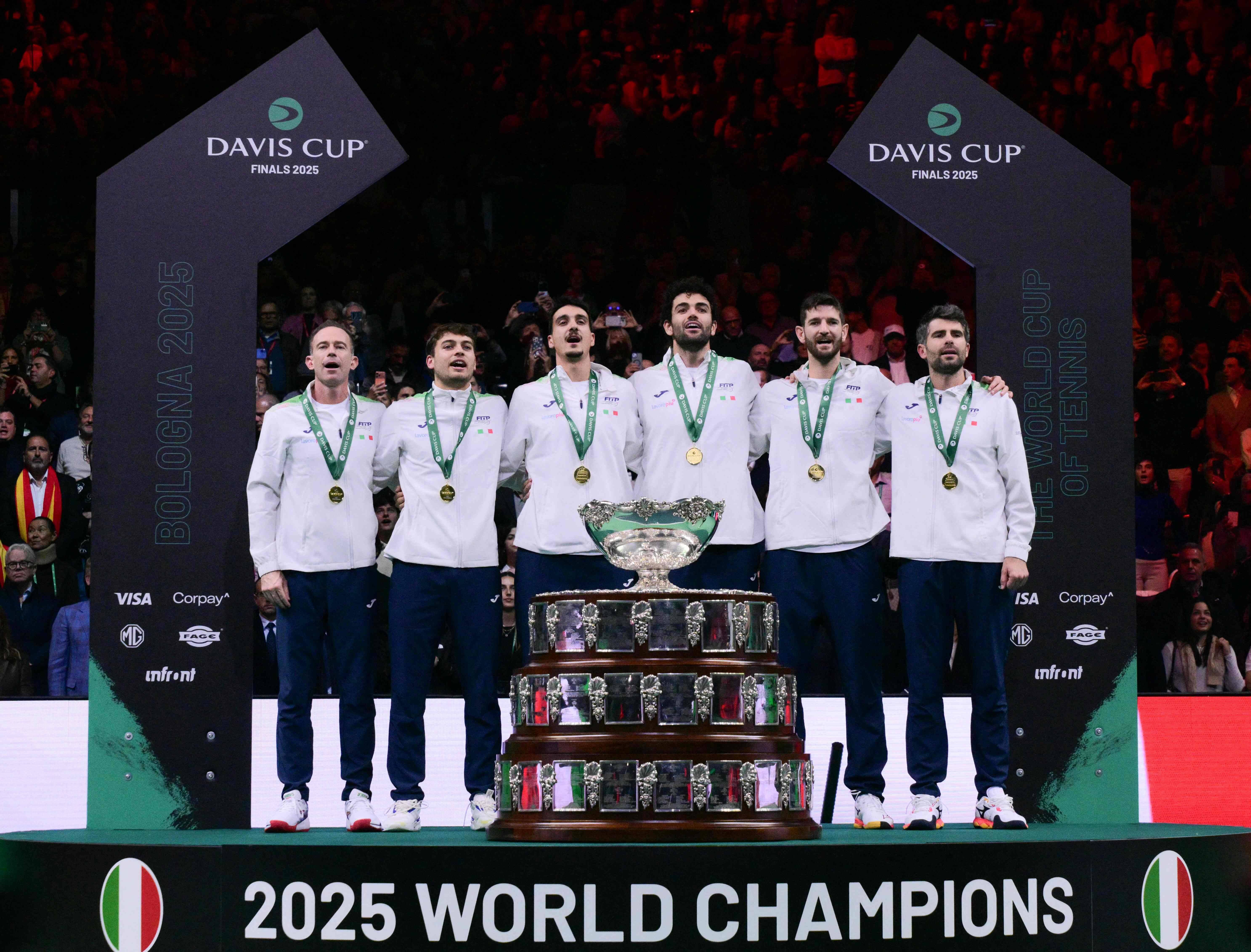 （外代二线）网球——戴维斯杯：意大利队夺冠
