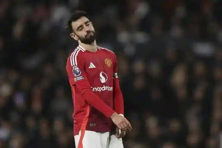 范德法特赞扬B费主动参与防守，维尔茨可以增加进攻体系的变数